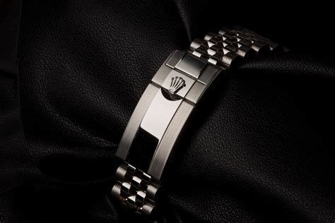 rolex oysterclasp vs oysterlock|Rolex watch clasp meaning.